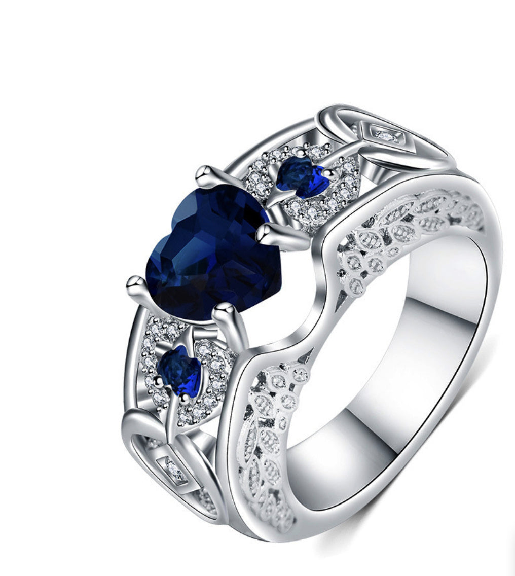 Ring Heart-shaped Ruby