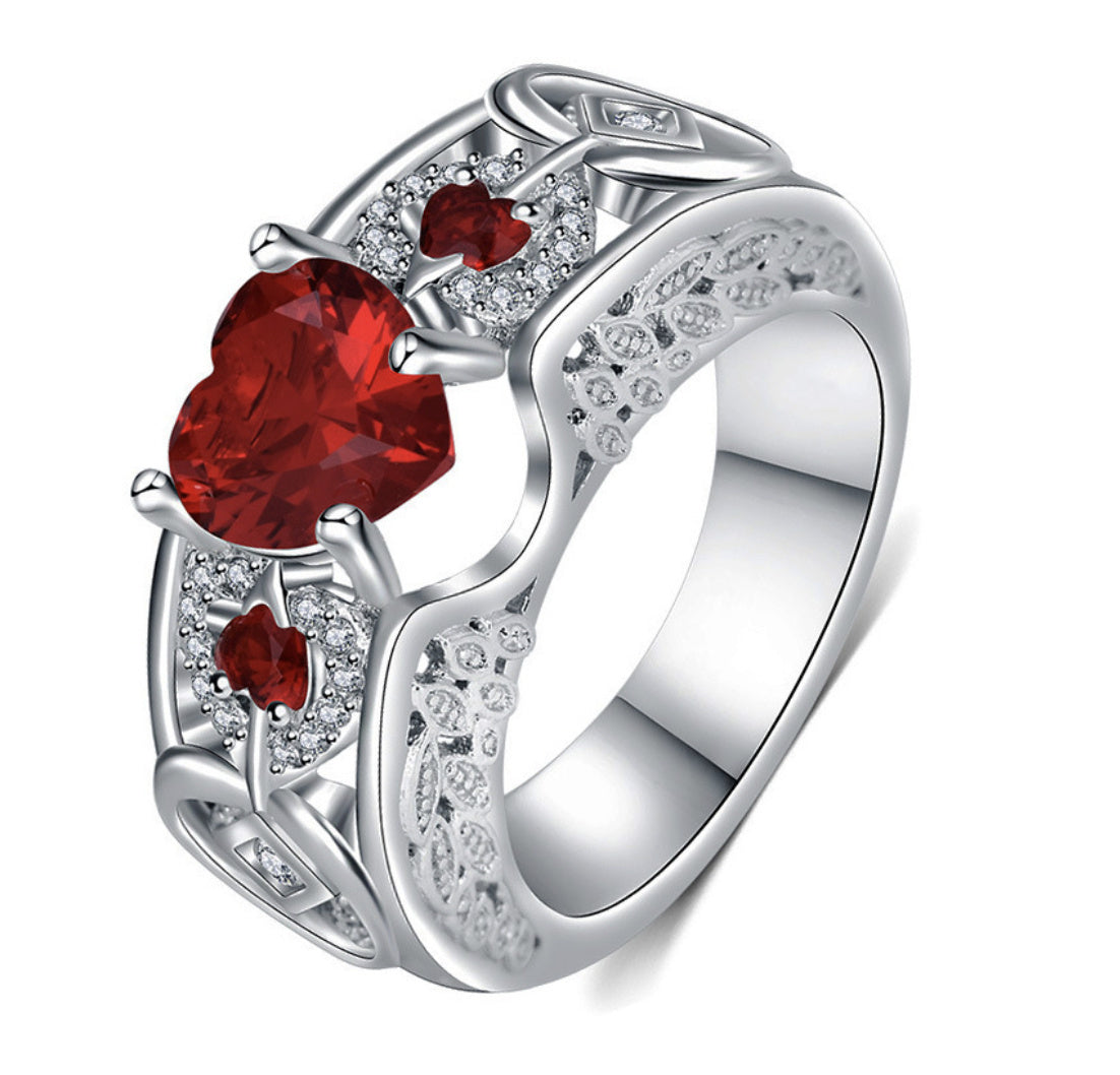 Ring Heart-shaped Ruby