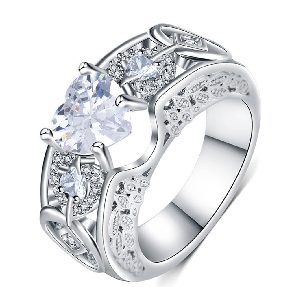 Ring Heart-shaped Ruby